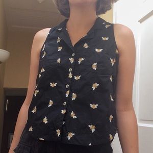 Adorable embroidered bee blouse